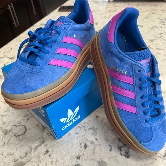 Adidas Gazelle Blue with Pink Stripes - Picture 4 of 4